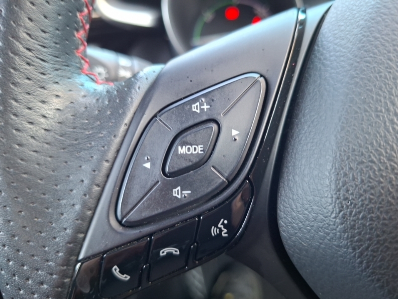 Toyota C-Hr Excel Silver #12