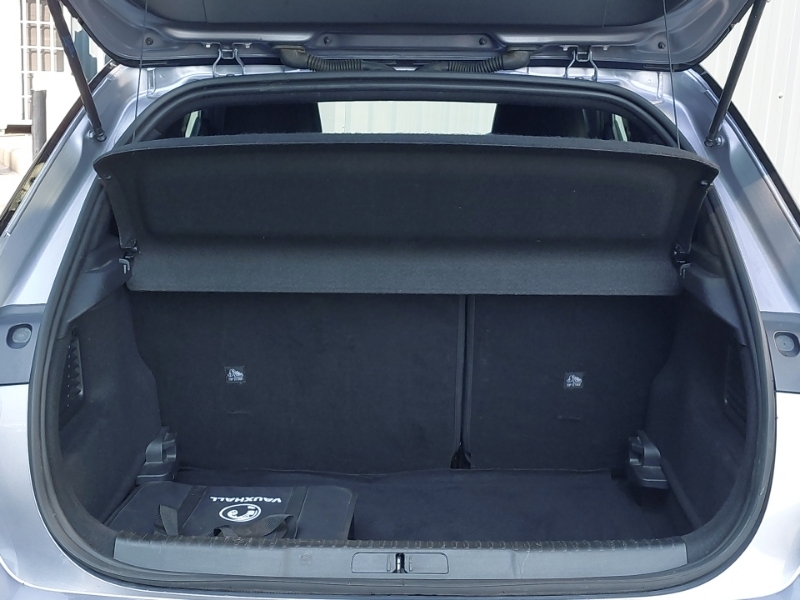 Vauxhall Mokka-e 50Kwh Sri Nav Premium White #17