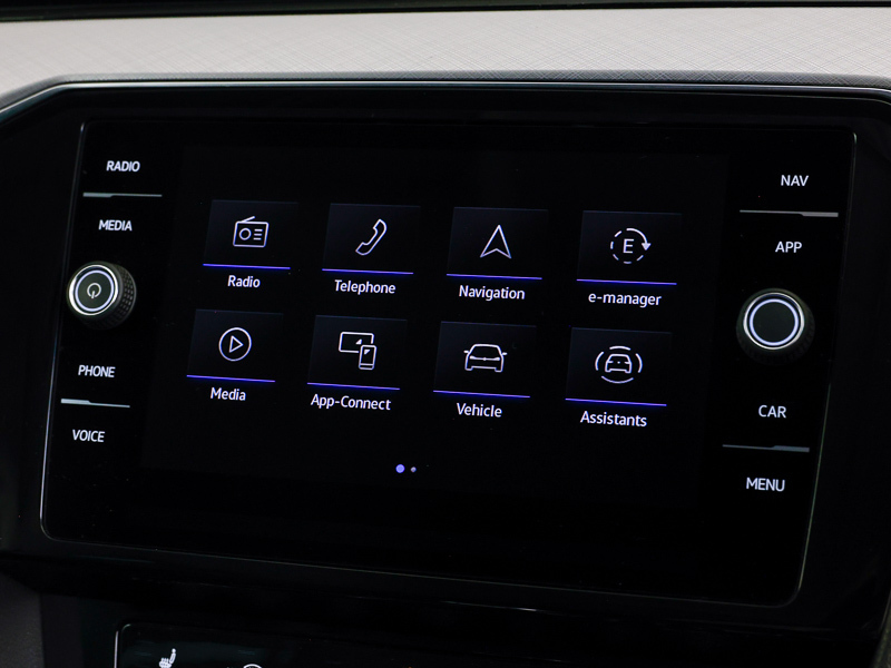 Volkswagen Passat R-line Silver #10