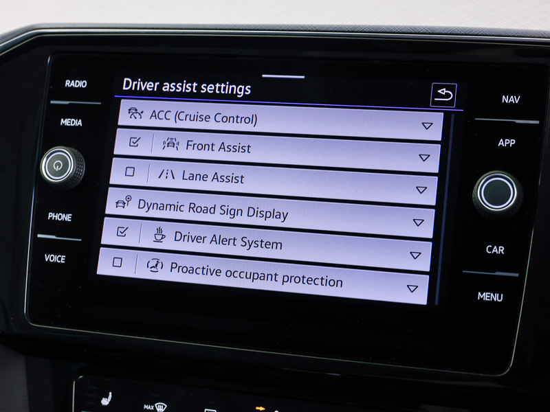 Volkswagen Passat R-line Silver #13