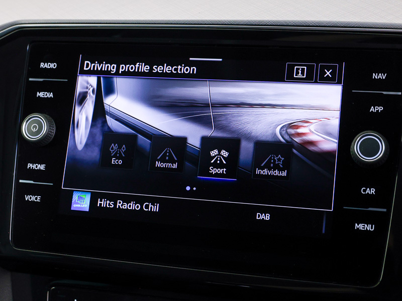 Volkswagen Passat R-line Silver #16