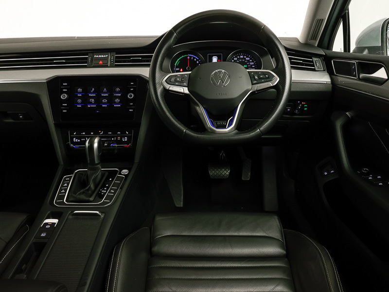 Volkswagen Passat R-line Silver #7