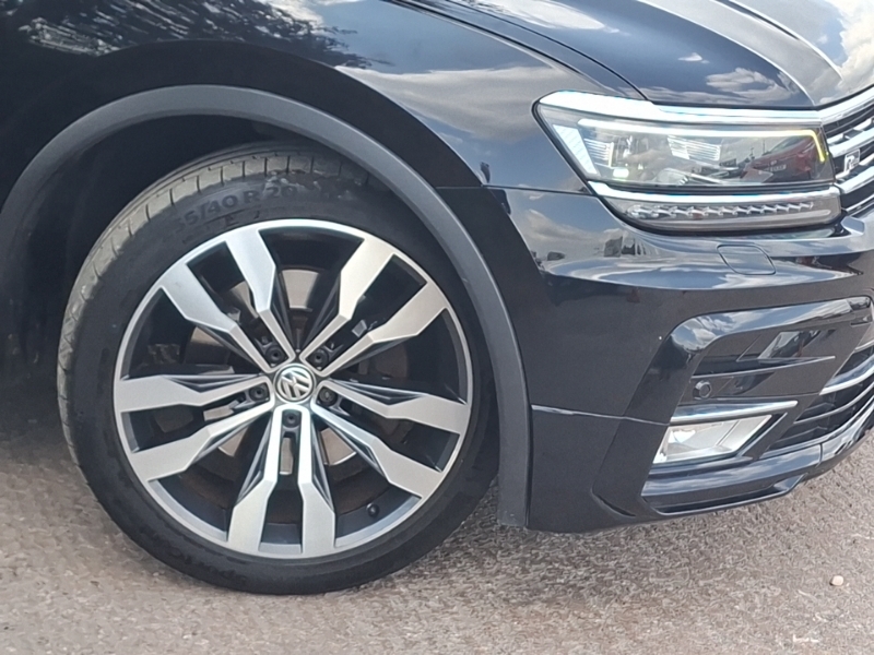 Volkswagen Tiguan 2.0 Tdi Bluemotion Tech Se Navigation Suv Dies White #20