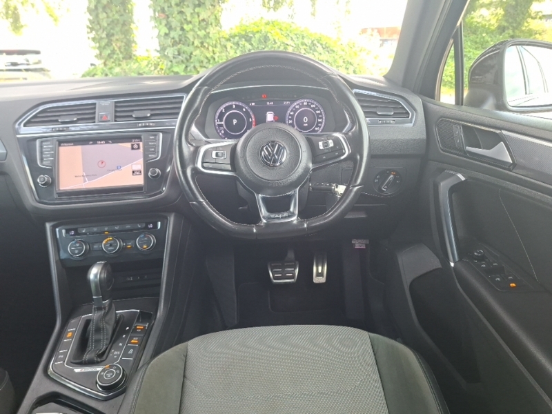 Volkswagen Tiguan 2.0 Tdi Bluemotion Tech Se Navigation Suv Dies White #8