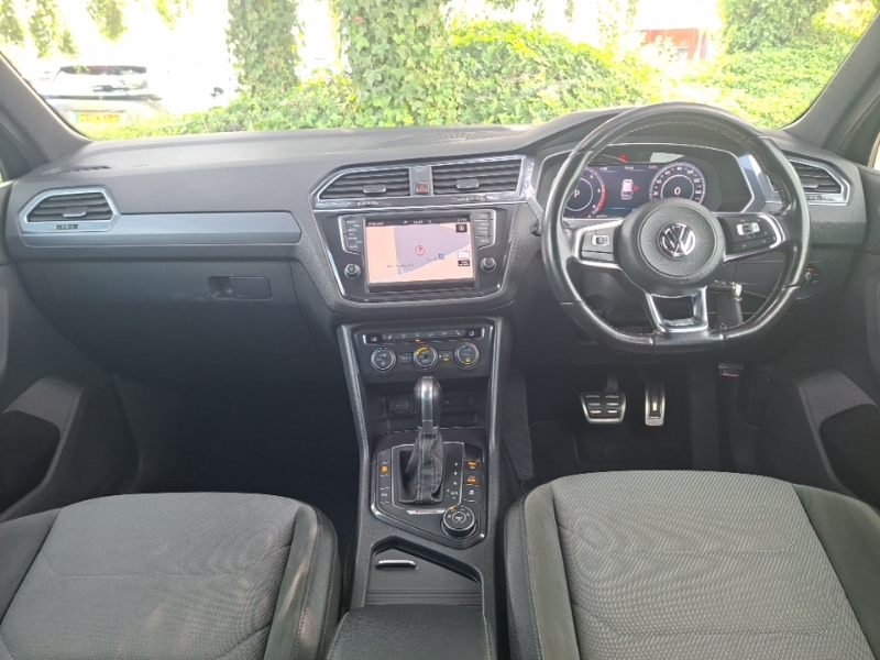 Volkswagen Tiguan 2.0 Tdi 190 4Motion R-line Dsg Black #3