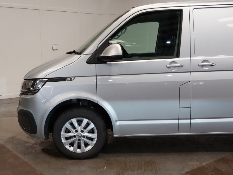 Volkswagen Transporter 2L Startline White #19