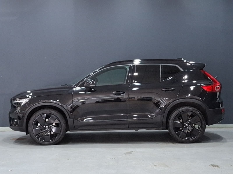 Volvo XC40 2.0 B4p Plus Black Edition RO75MMX Black #4