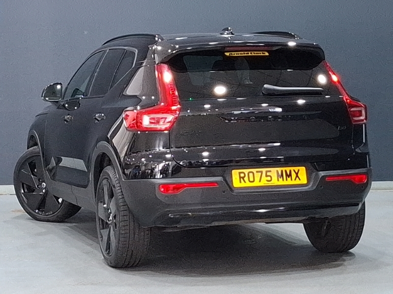 Volvo XC40 2.0 B4p Plus Black Edition RO75MMX Black #2