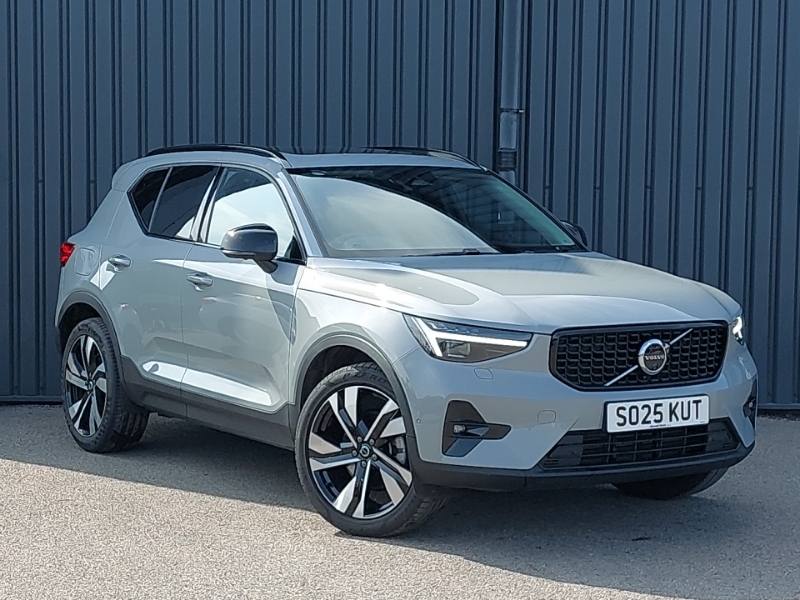 Volvo XC40 2.0 B3p Ultra Dark SO25KUT Grey