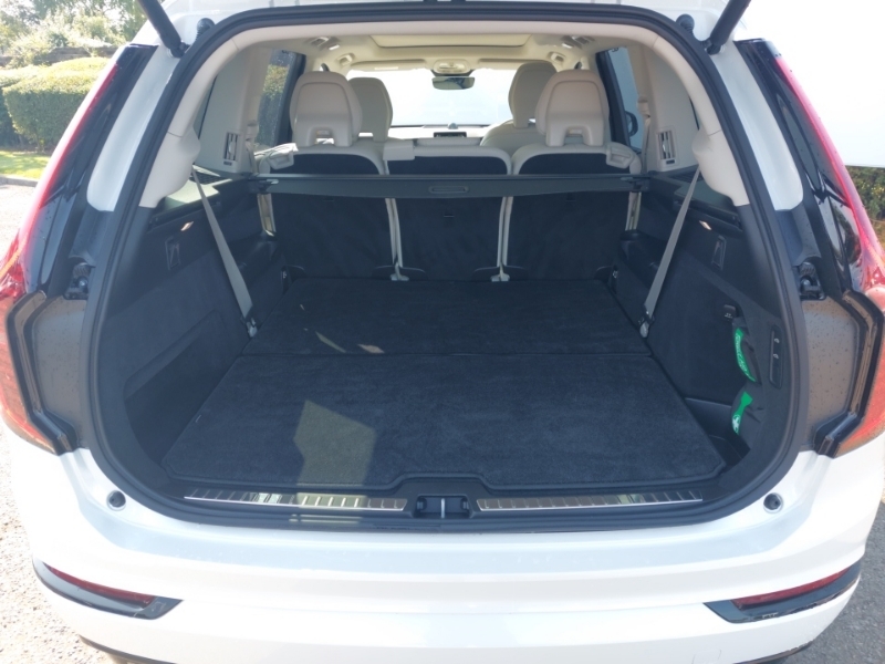 Volvo XC90 Ultra Black #18