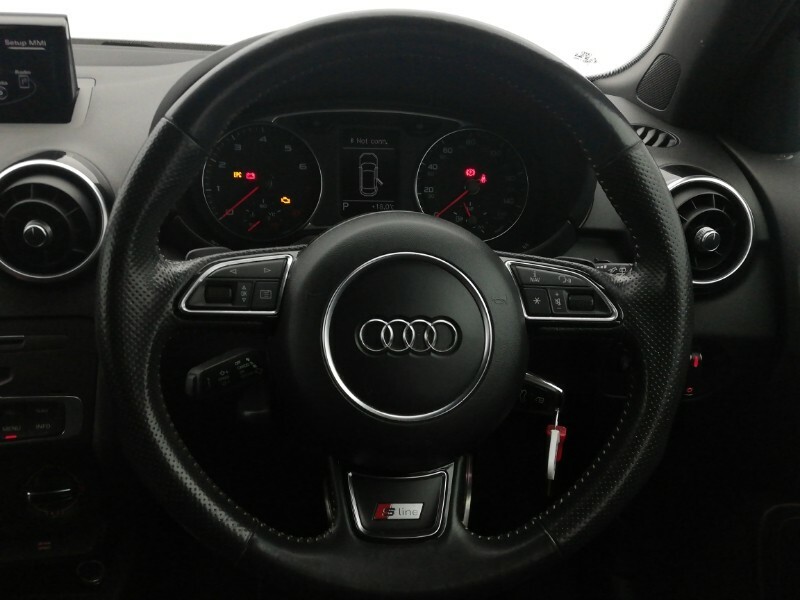 Audi A1 1.4 Tfsi S Line S Tronic Red #11