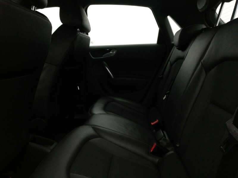 Audi A1 1.4 Tfsi S Line S Tronic Red #6