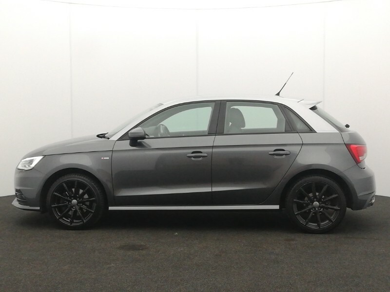 Audi A1 1.4 Tfsi S Line S Tronic Red #4