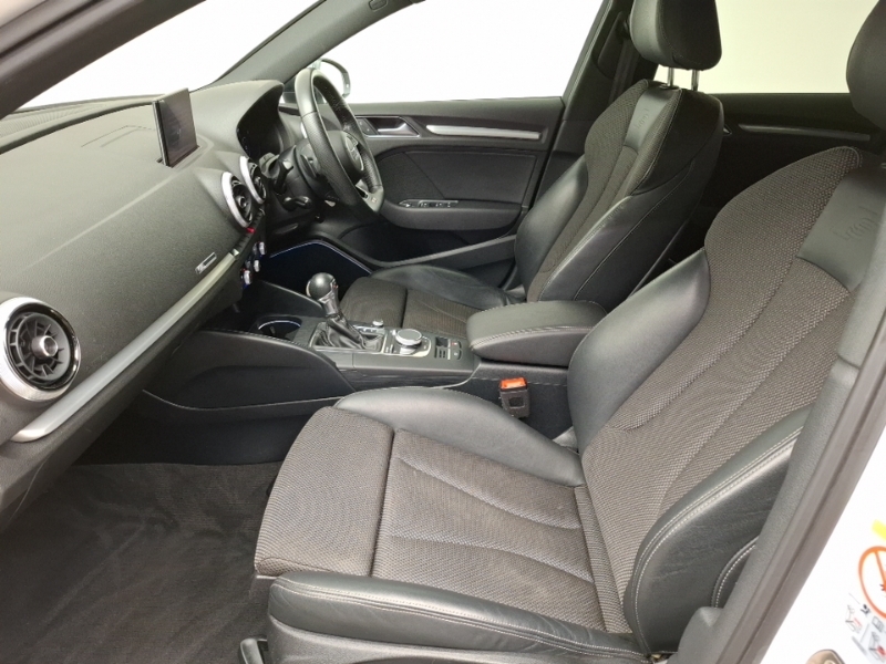 Audi A3 35 Tfsi Black Edition S Tronic White #5