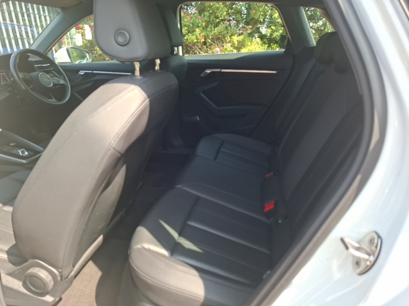Audi A3 30 Tfsi Sport S Tronic Comfortsound White #6