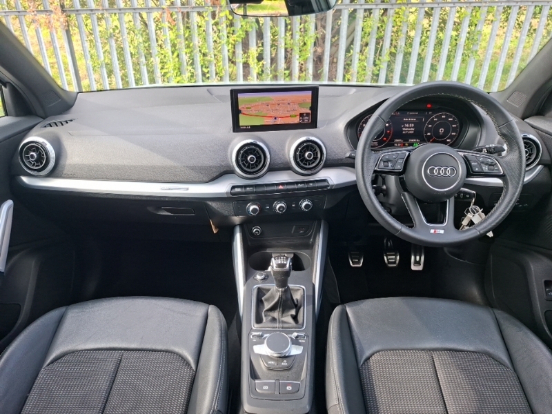 Audi Q2 35 Tfsi S Line Grey #3