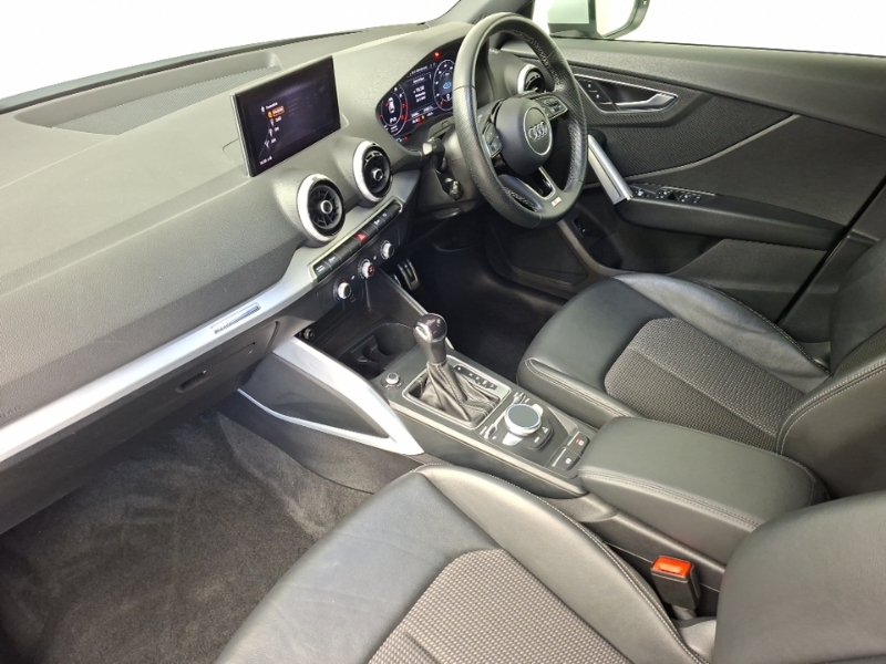 Audi Q2 35 Tfsi S Line S Tronic White #5