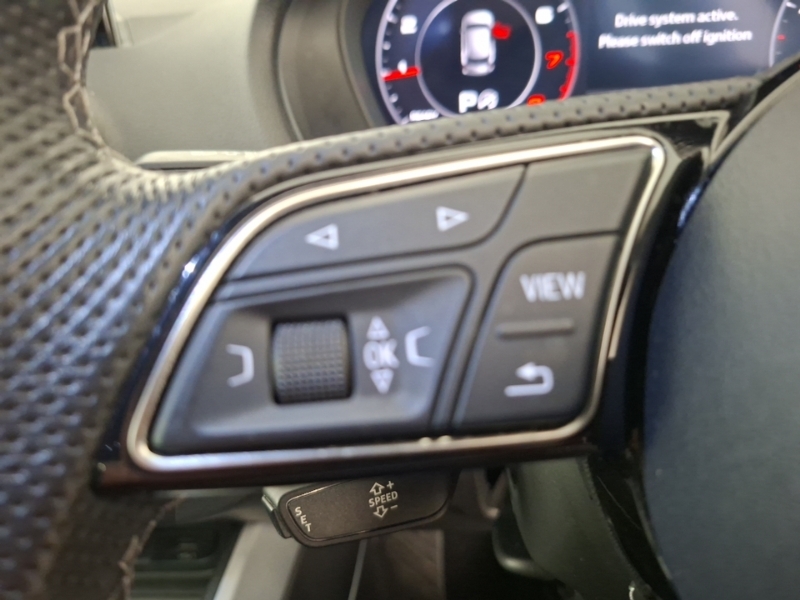 Audi Q2 Sport Grey #12