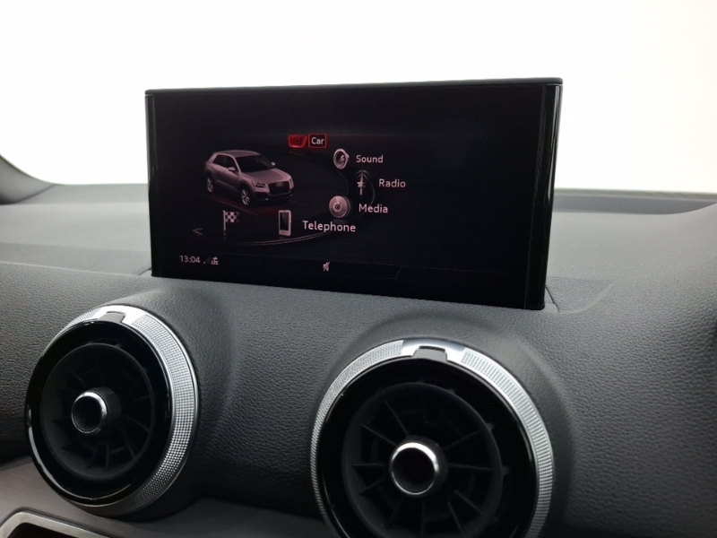 Audi Q2 30 Tfsi Sport Grey #9