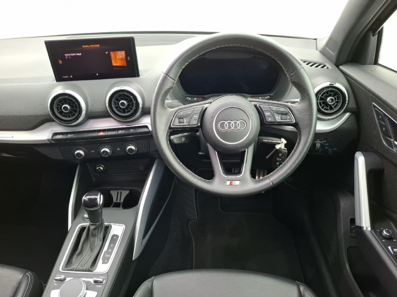 Audi Q2 30 Tfsi Sport Grey #8