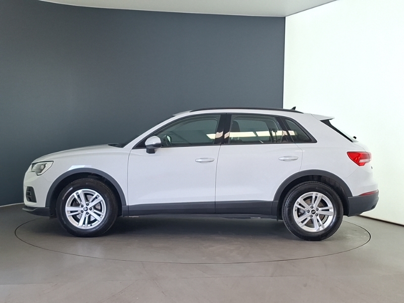 Audi Q3 35 Tfsi Technik White #4
