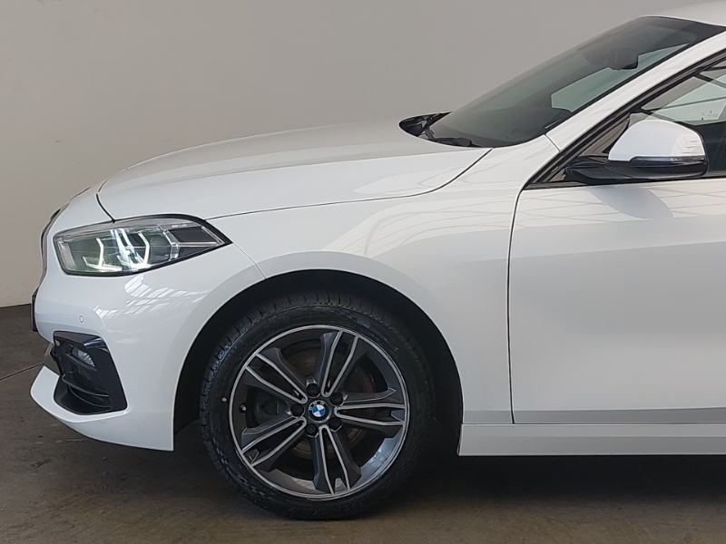 BMW 1 Series M135i White #19