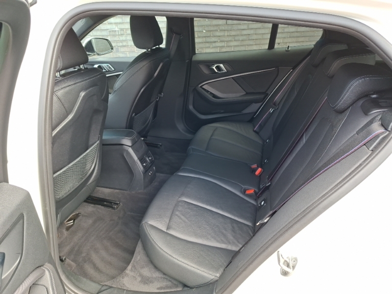 BMW 1 Series 116D M Sport White #6