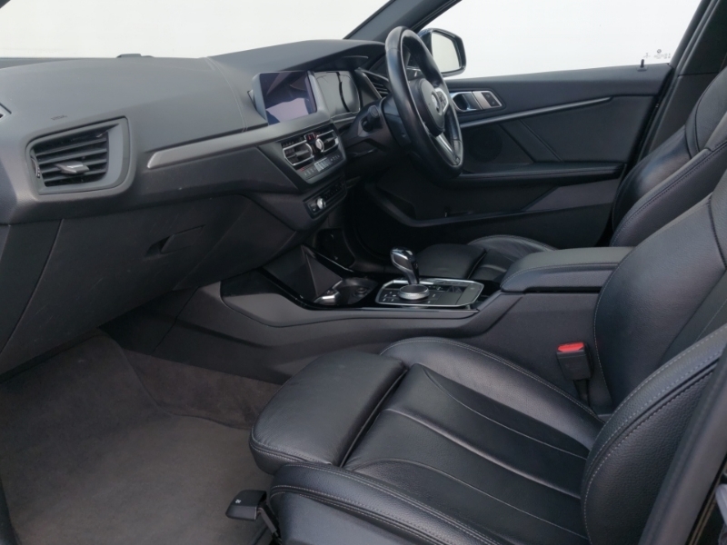 BMW 1 Series 116D M Sport Step Black #5