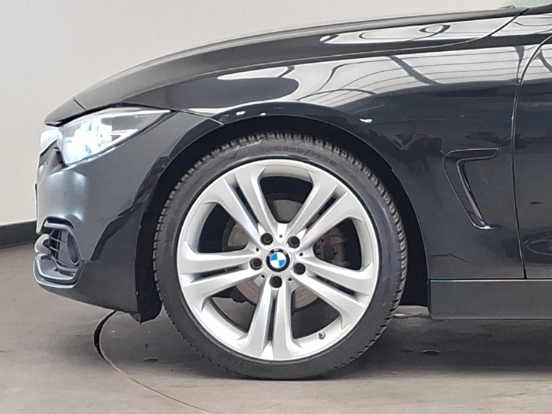 BMW 4 Series M Sport White #19
