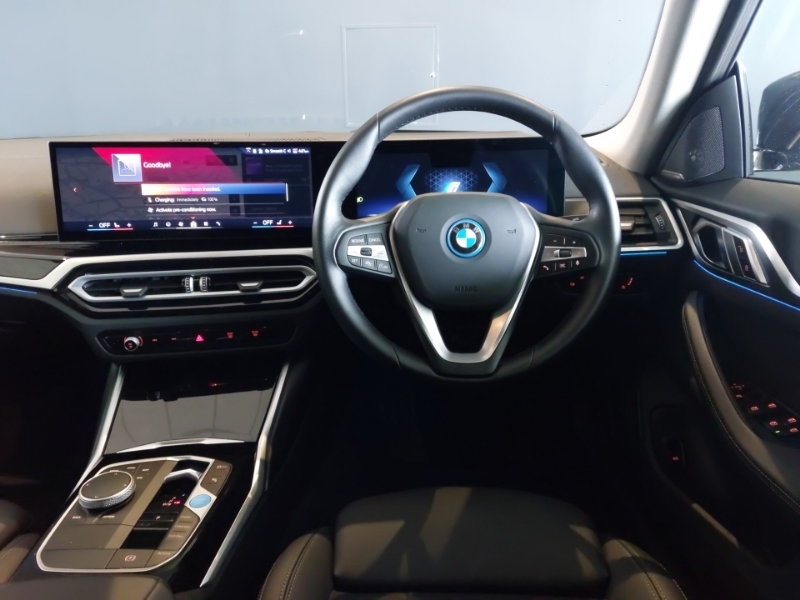 BMW i4 40 M Sport Orange #7