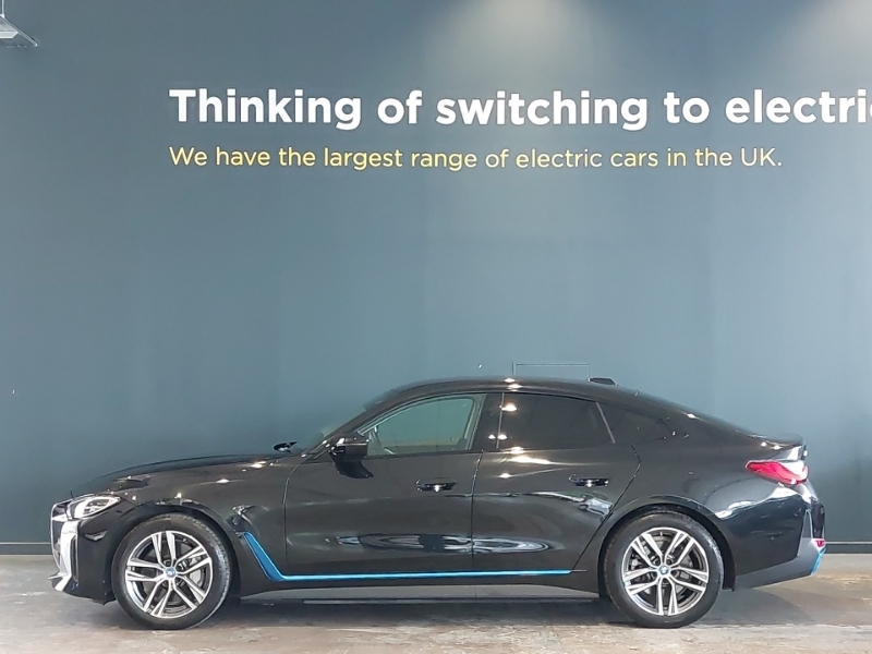 BMW i4 210Kw Edrive35 Sport 70Kwh Tech Pack Black #4