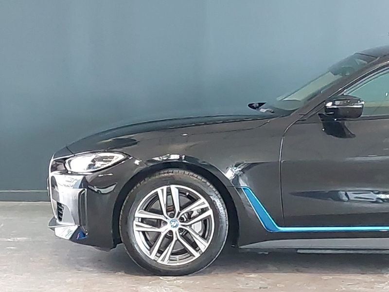 BMW i4 40 M Sport Orange #18