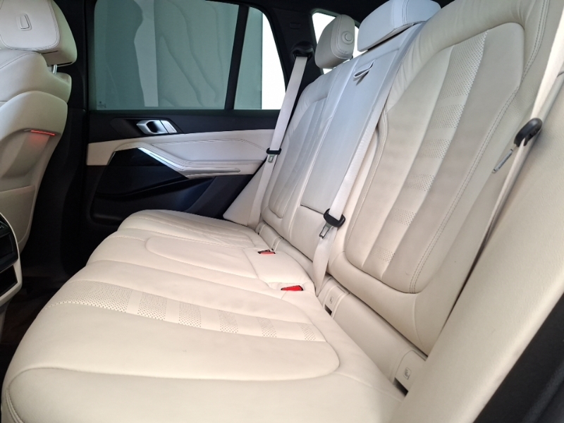 BMW X5 Xdrive30d M Sport NC19XLR Black #6