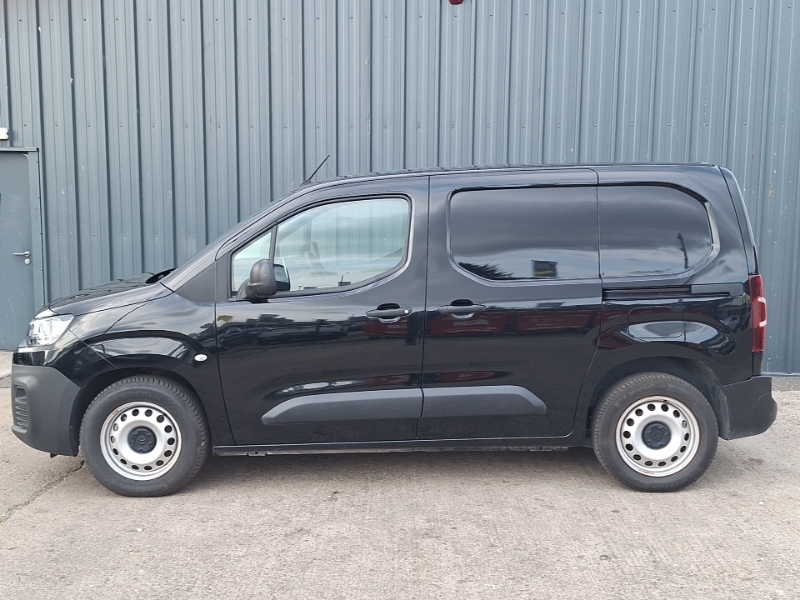 Citroen e-Berlingo 800 100Kw 50Kwh Enterprise Pro Black #4