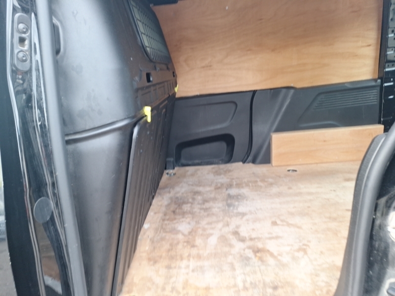 Citroen e-Berlingo 800 100Kw 50Kwh Enterprise Pro Black #6