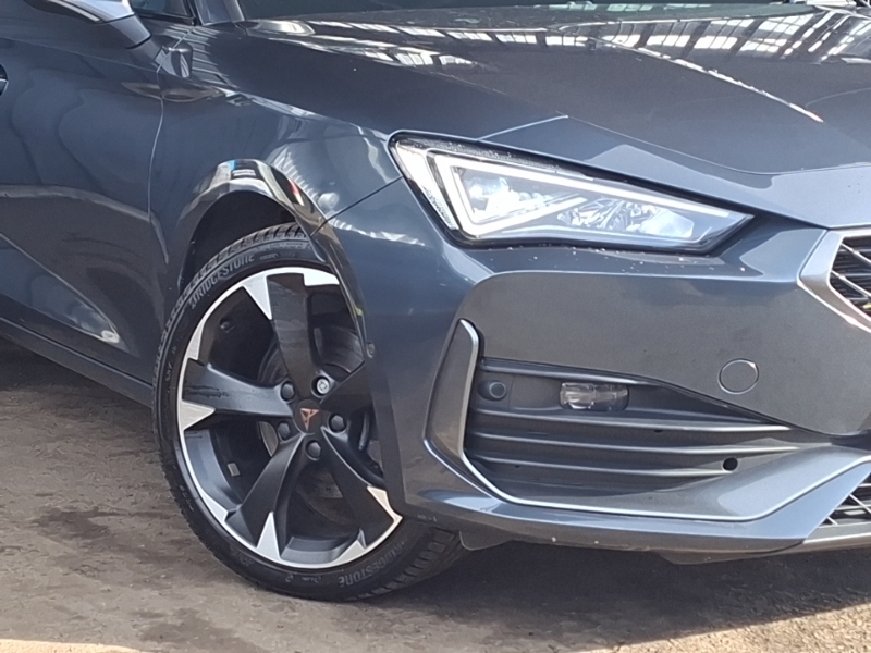 Cupra Leon 1.5 Tsi V1 Hatchback Euro 6 Ss White #20