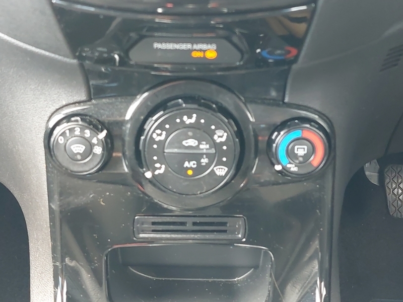 Ford Fiesta 2017 1.0T Zetec 2017,Sat Nav,bluetooth.dab,air Con Grey #10