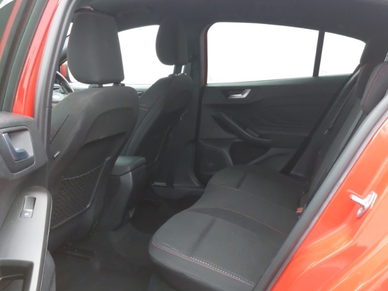 Ford Focus 1.0 Ecoboost St-line Red #6