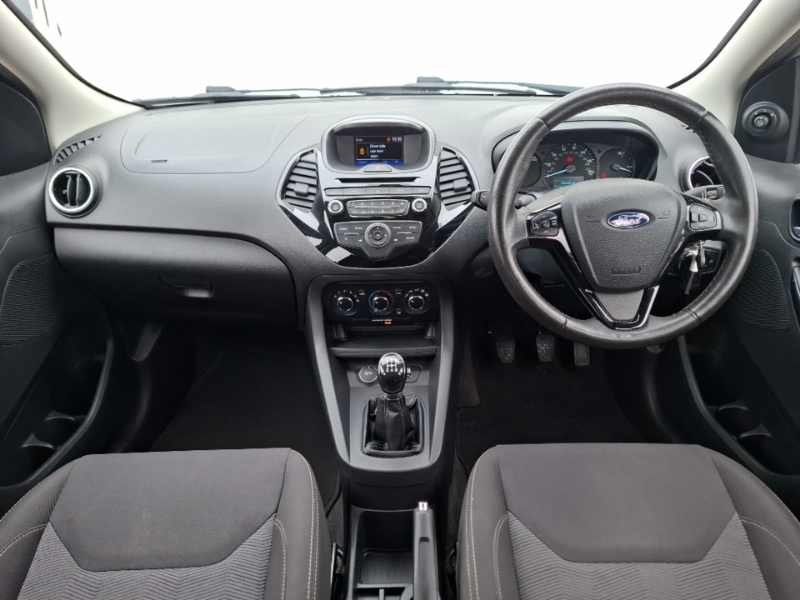 Ford KA+ 1.2 Zetec White #3