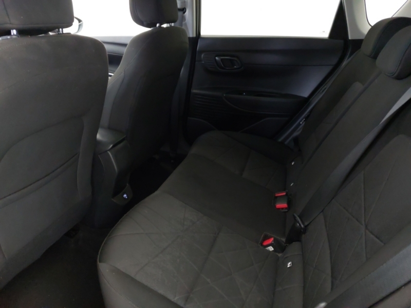Hyundai Bayon 1.0 Tgdi 48V Mhev Premium Dct Black #6