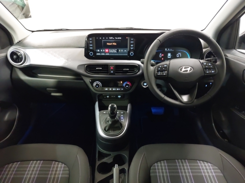 Hyundai I10 1.2 79 Premium Nav Black #3