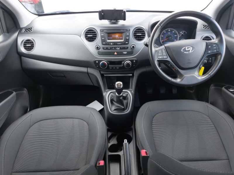 Hyundai I10 1.0 Premium Red #3