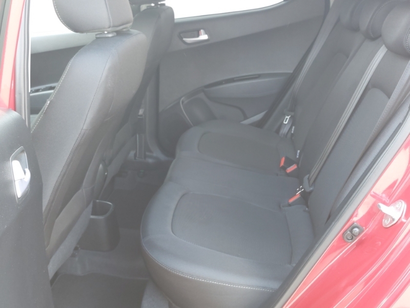 Hyundai I10 1.0 Premium Red #6