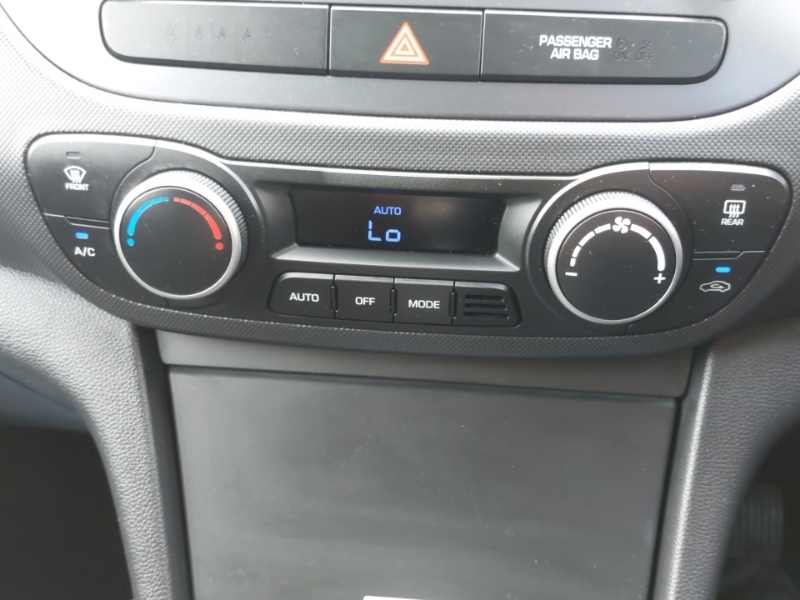 Hyundai I10 White #16