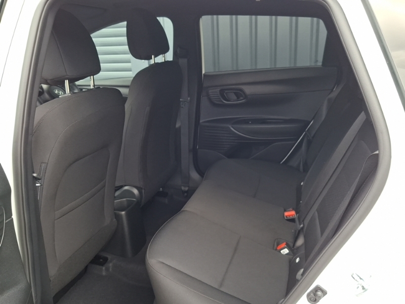 Hyundai I20 1.0T Gdi 90 Black Line White #6