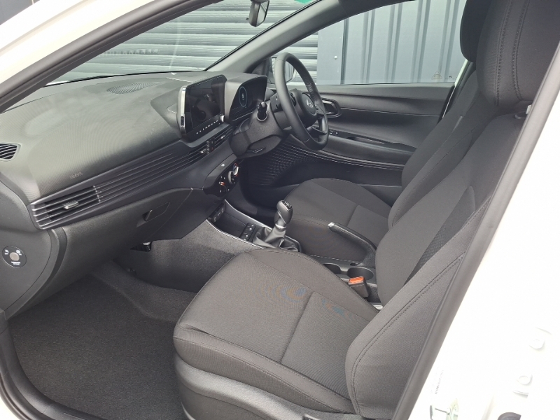 Hyundai I20 1.0T Gdi 90 Black Line White #5