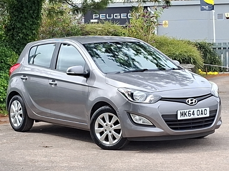 Hyundai I20 1.2 Classic Red #7