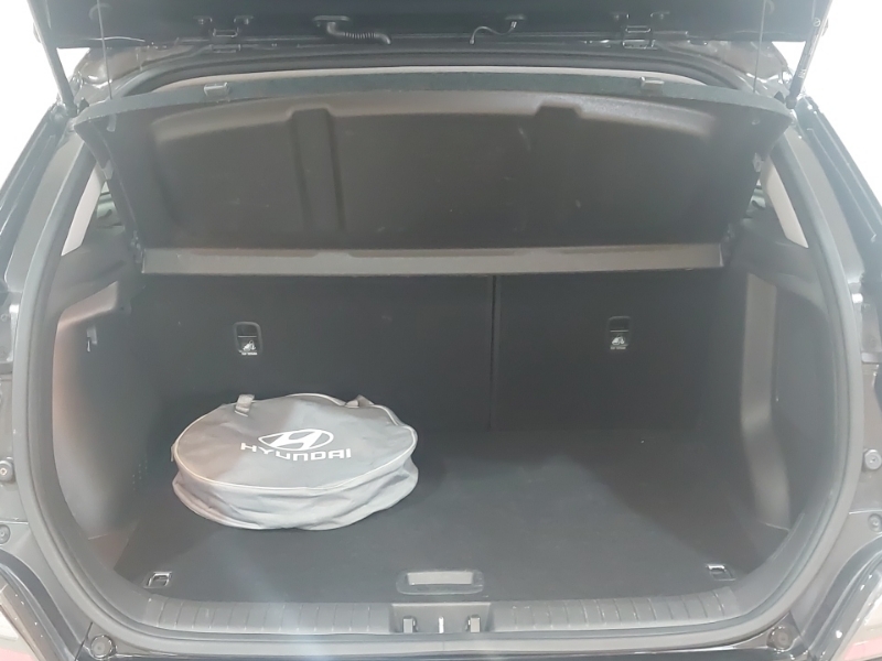 Hyundai Kona Hatchback Blue #18