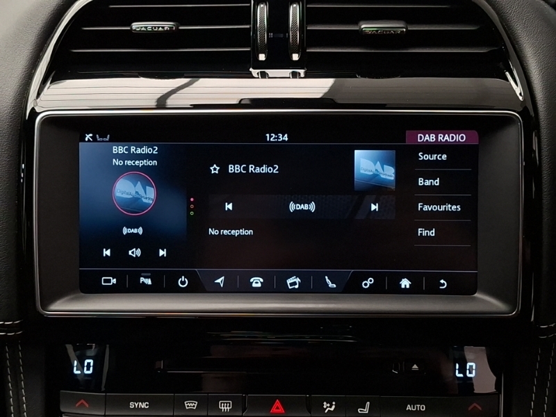 Jaguar F-Pace 2.0D R-sport Awd  #11