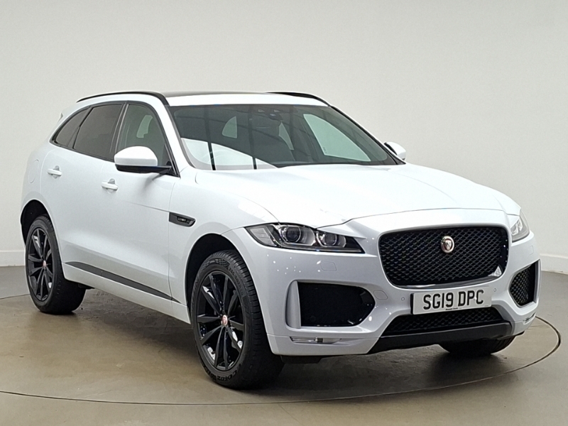 Jaguar F-Pace 2.0D 180 Chequered Flag Awd White